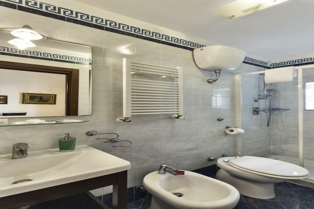 B&B Art Suite Principe Umberto Naples Exterior photo