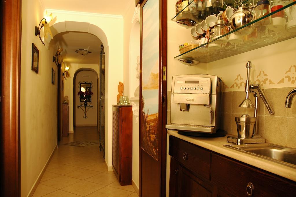 B&B Art Suite Principe Umberto Naples Exterior photo