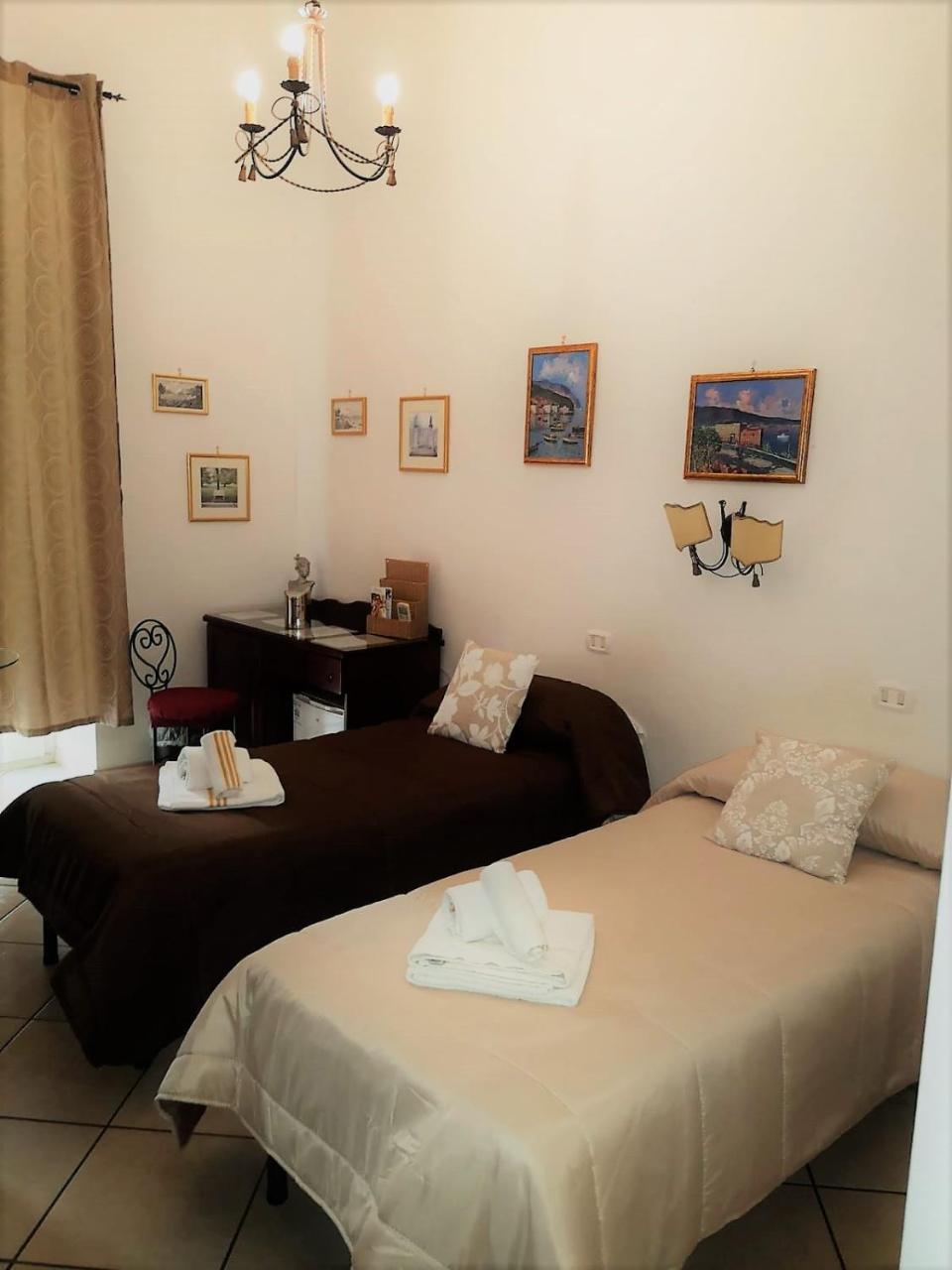 B&B Art Suite Principe Umberto Naples Exterior photo