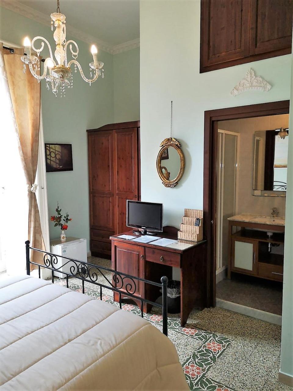 B&B Art Suite Principe Umberto Naples Exterior photo